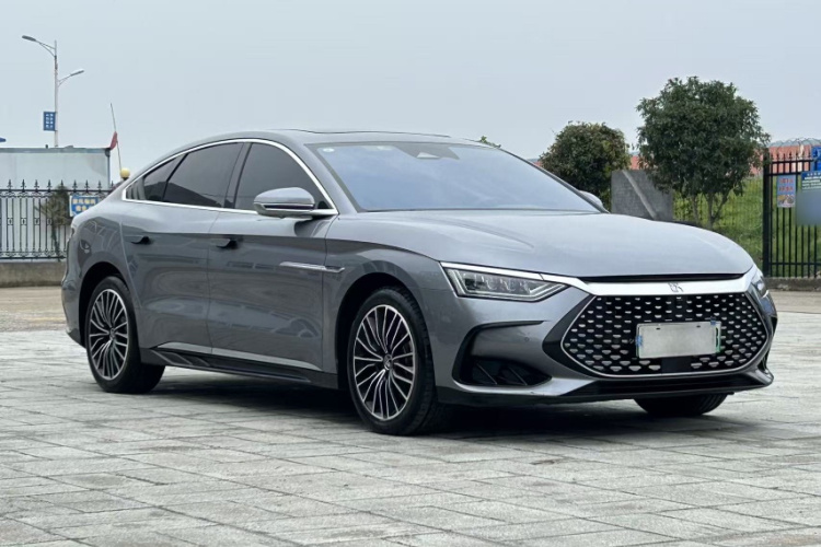 BYD Han 2023 car image #4