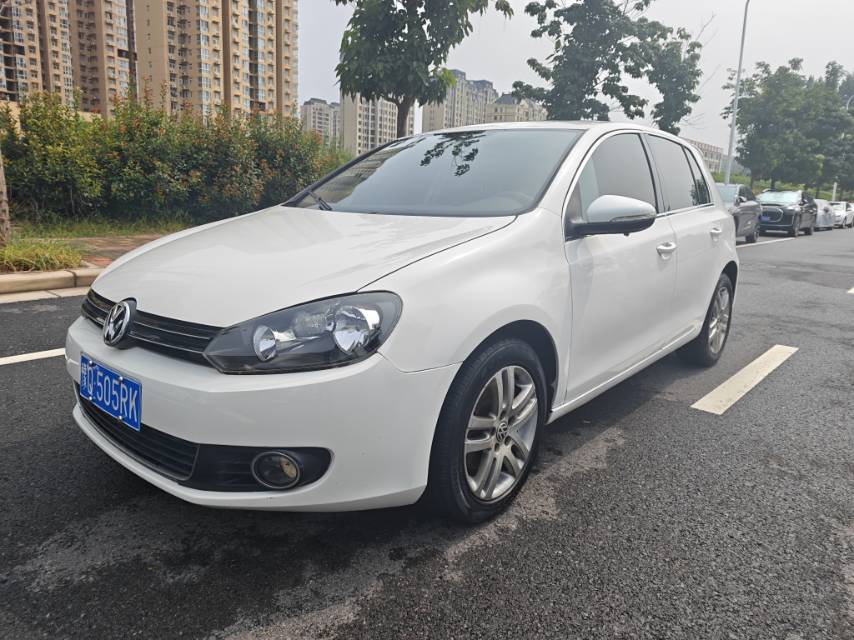 Volkswagen Golf 2013 Volkswagen Golf 2013 car image