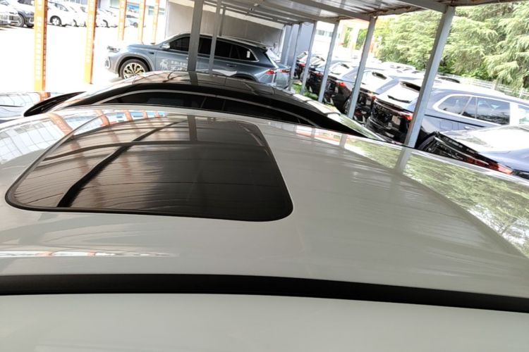 GEELY Coolray 2025 #25 GEELY Coolray 2025 car image #25
