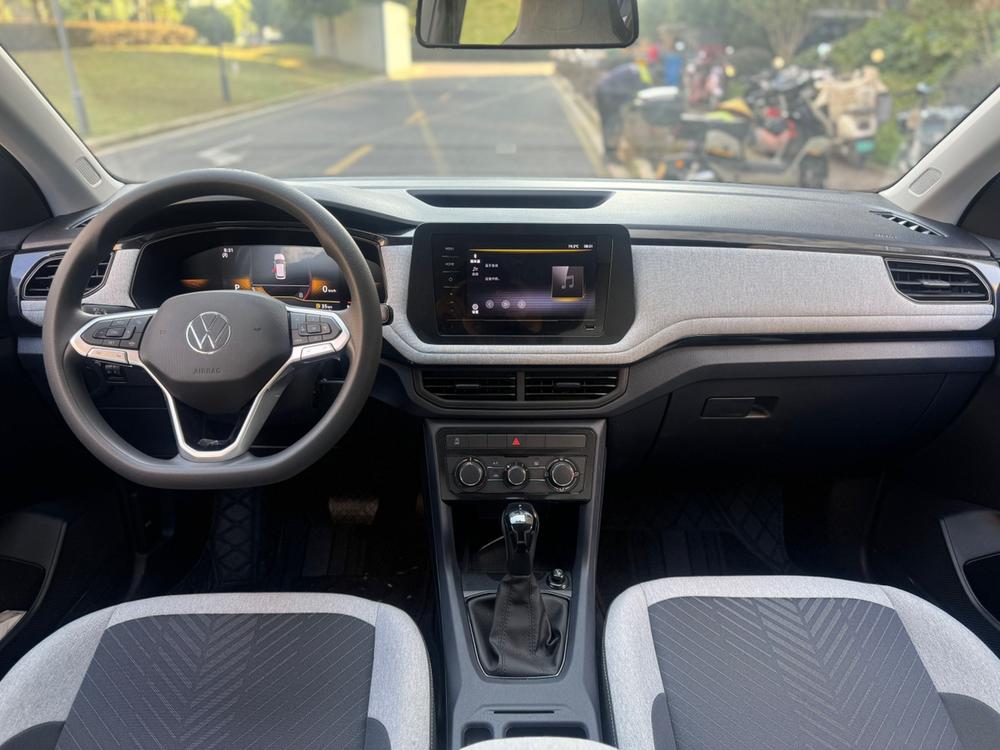 Volkswagen Tharu 2025 #6 Volkswagen Tharu 2025 car image #6