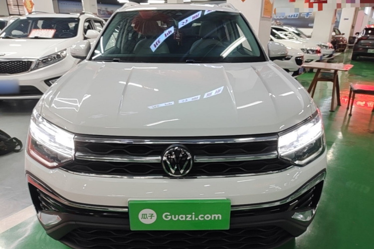 Volkswagen Tharu 2023 car image #3