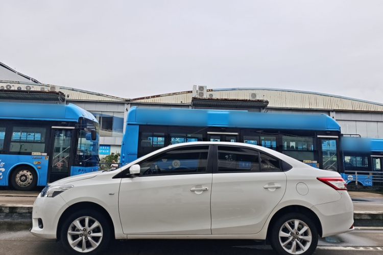Toyota Vios 2016 #8 Toyota Vios 2016 car image #8