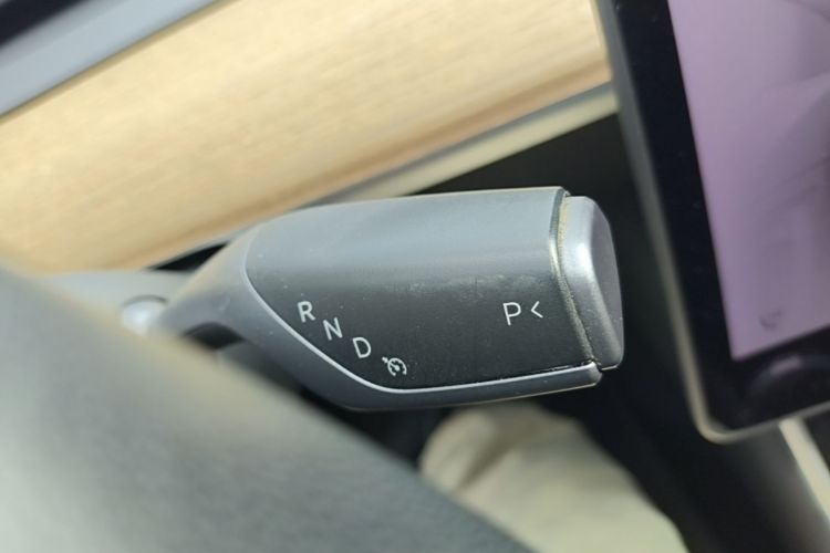 Tesla Model 3 2020 #14 Tesla Model 3 2020 car image #14