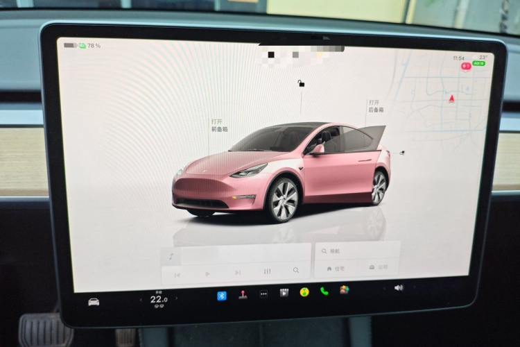 Tesla Model Y 2022 immagine di auto #16
