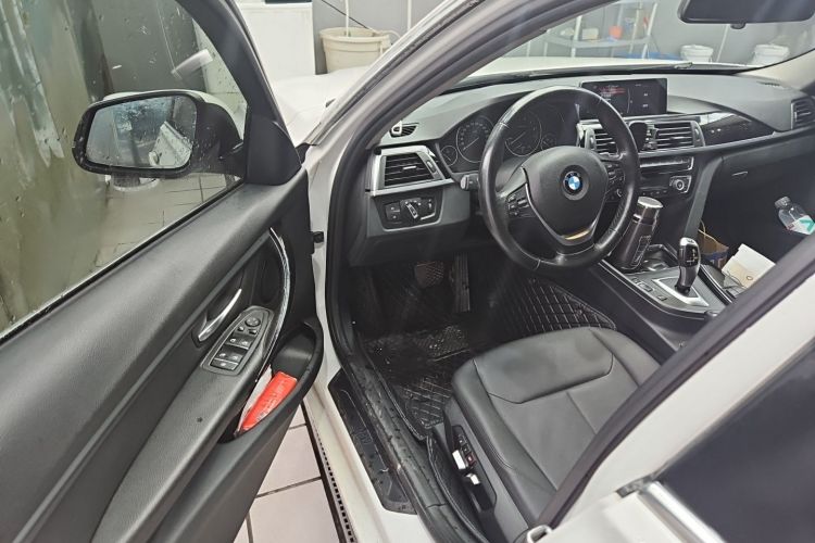 BMW 3 Series 2017 #9 BMW 3 Series 2017 immagine di auto #9