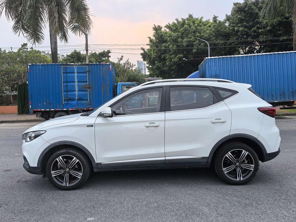 MG ZS 2018 car image #4