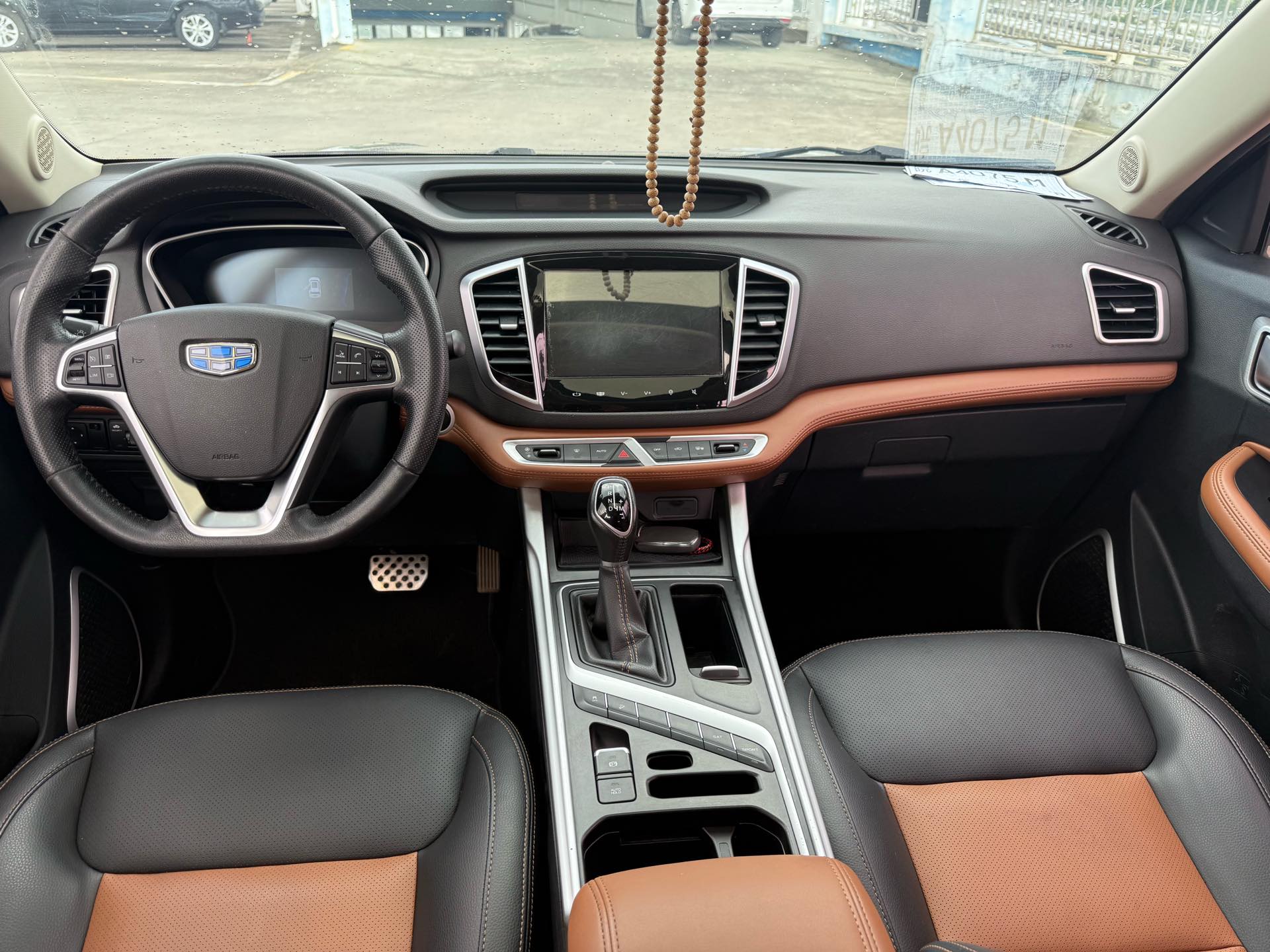 GEELY Vision X6 2019 car image #4