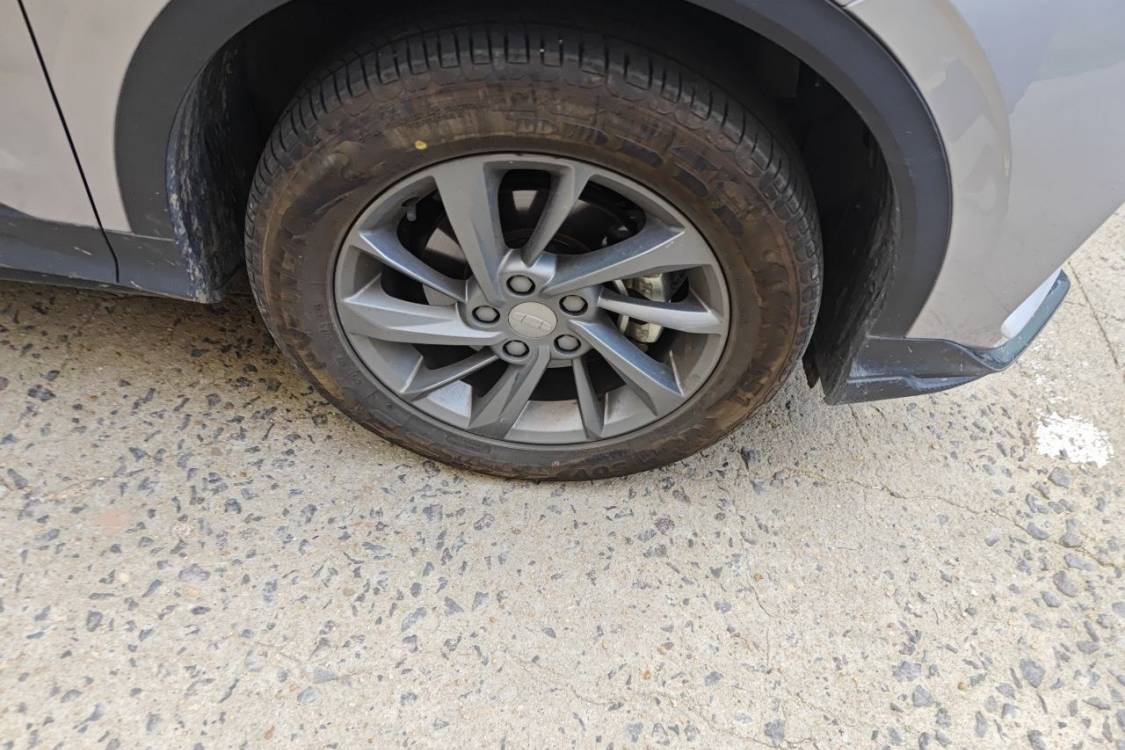 GEELY Coolray 2026 car image #9