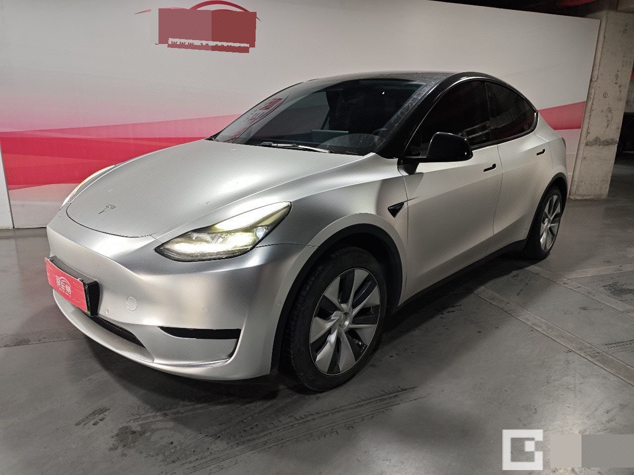 Tesla Model Y 2022 Tesla Model Y 2022 car image