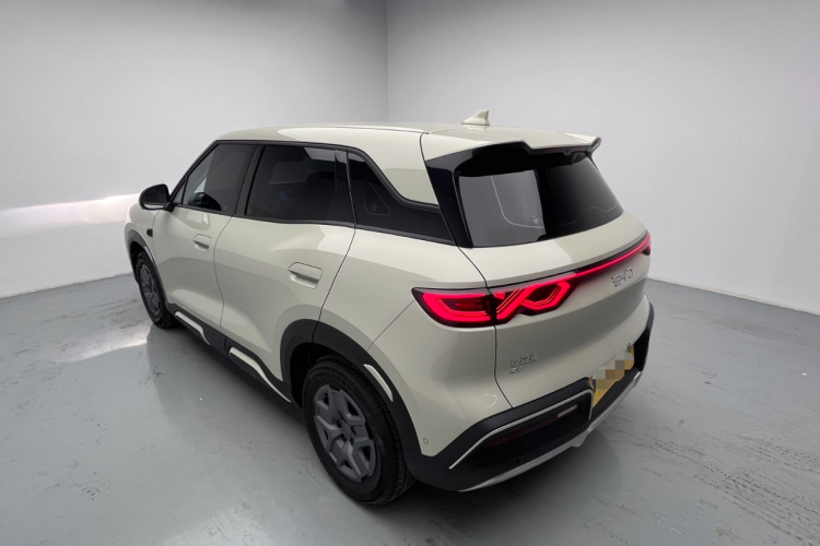 BYD YuanUP 2025 #5 BYD YuanUP 2025 car image #5