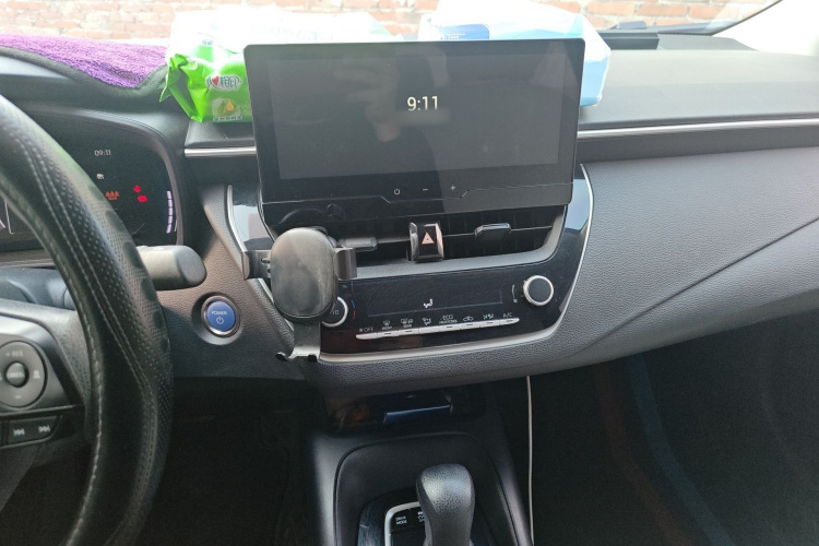 Toyota Corolla 2023 car image #17