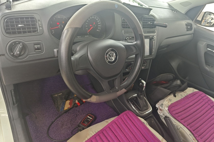 Volkswagen Polo 2016 #10 Volkswagen Polo 2016 car image #10