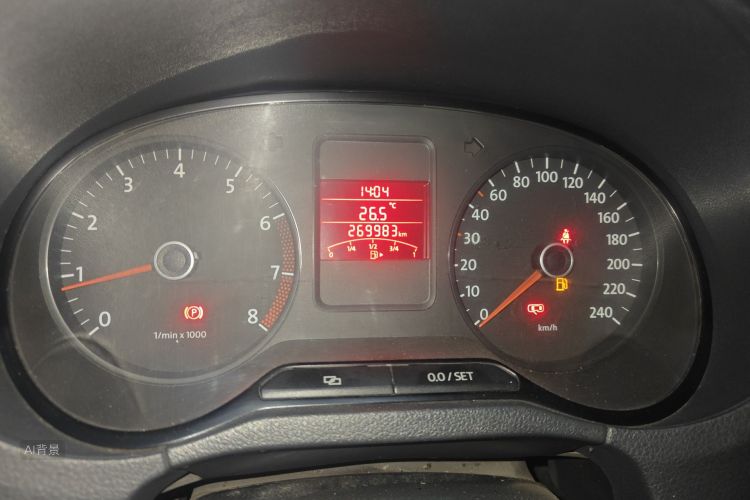 Volkswagen Polo 2012 car image #14