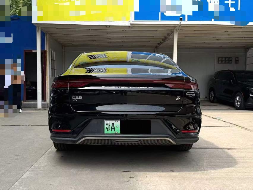 BYD Han 2024 car image #8