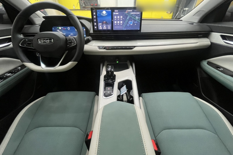 GEELY Emgrand L HiP 2022 car image #23
