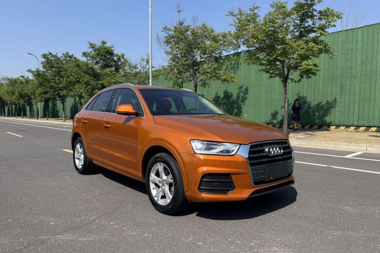Audi Q3 2017 car image #3