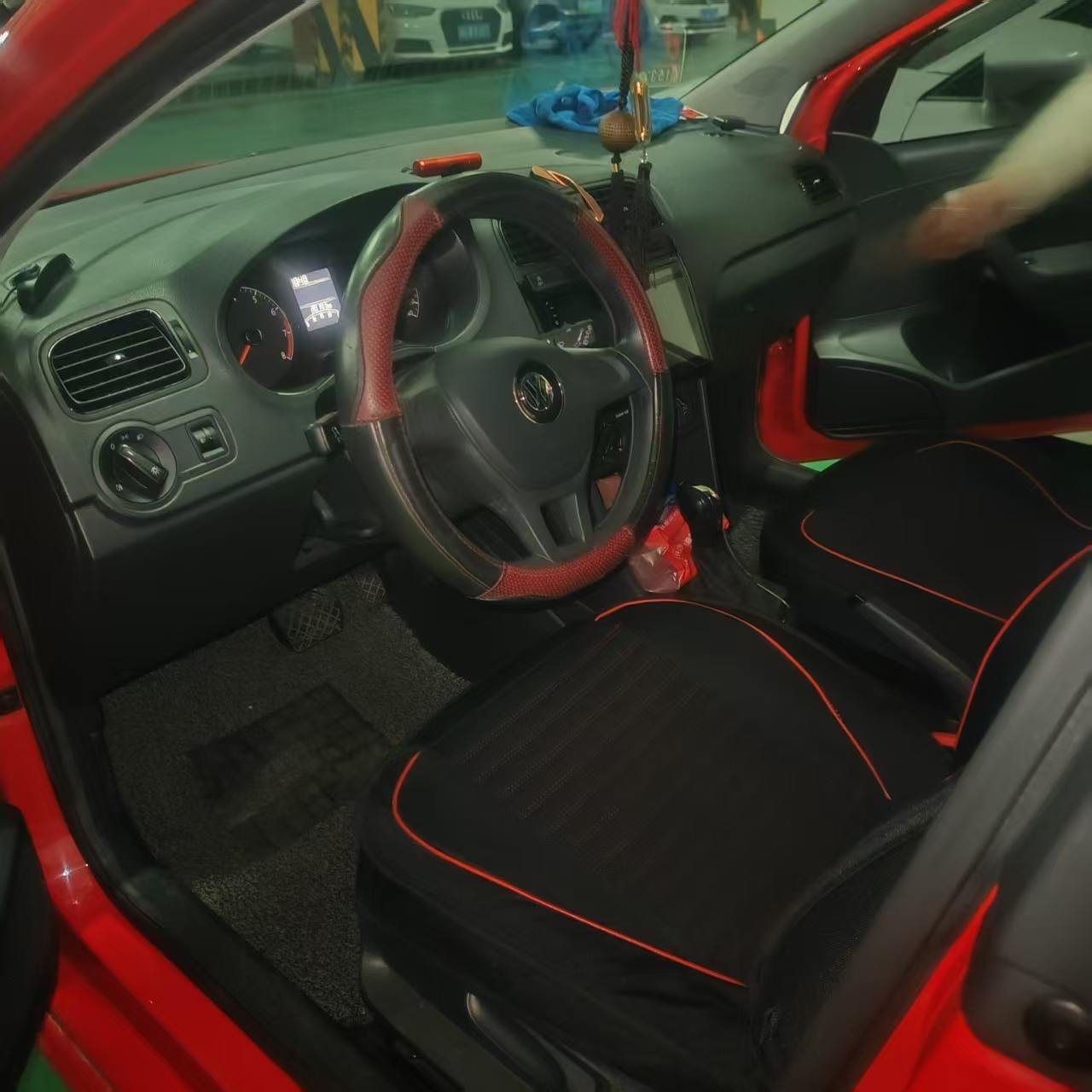 Volkswagen Polo 2019 immagine di auto #7