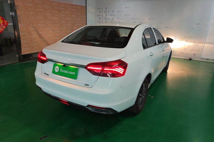 GEELY Emgrand 2020 car image #7
