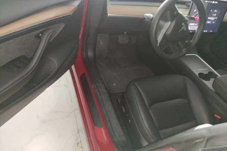 Tesla Model 3 2021 #16 Tesla Model 3 2021 car image #16