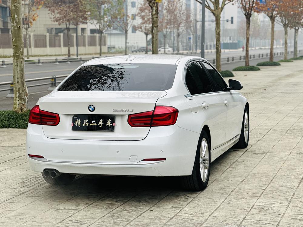 BMW 3 Series 2017 car image #5
