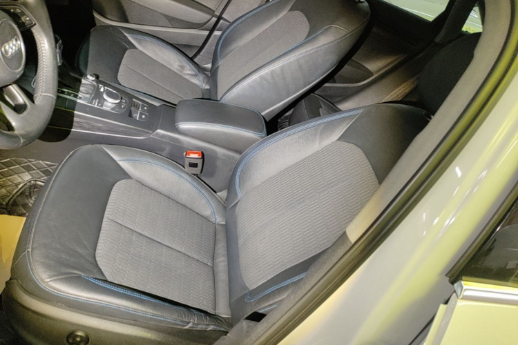 Audi A3 2018 car image #15