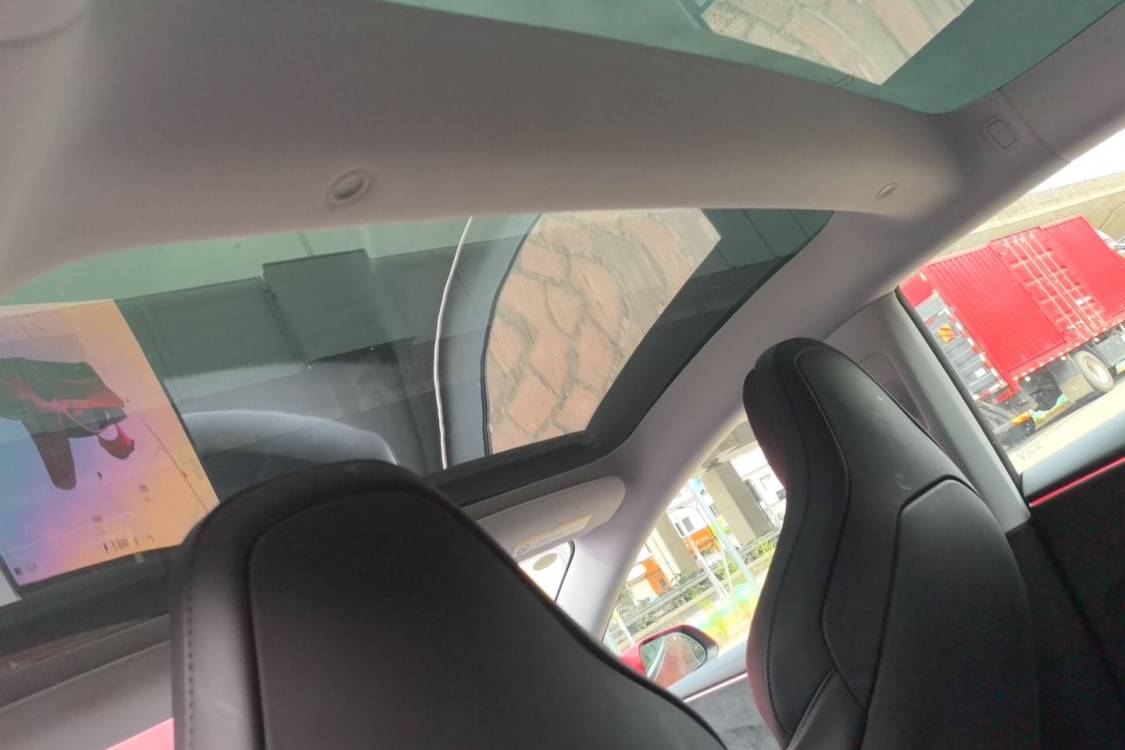 Tesla Model 3 2024 immagine di auto #20