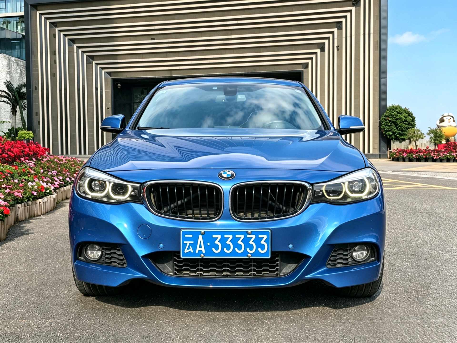 BMW 3 Series GT 2017 #3 BMW 3 Series GT 2017 изображение автомобиля #3