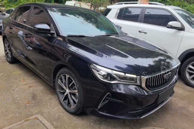 GEELY Emgrand 2023 image de voiture #4