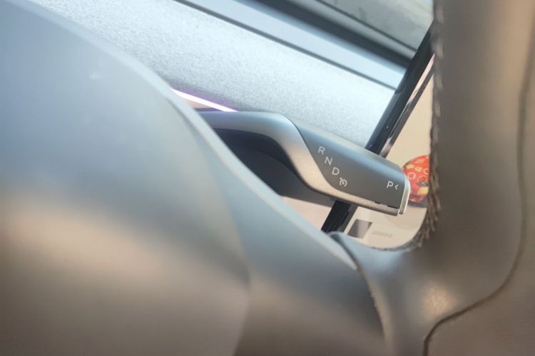 Tesla Model Y 2024 #14 Tesla Model Y 2024 immagine di auto #14