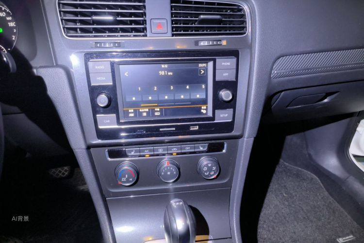 Volkswagen Golf 2018 #15 Volkswagen Golf 2018 car image #15