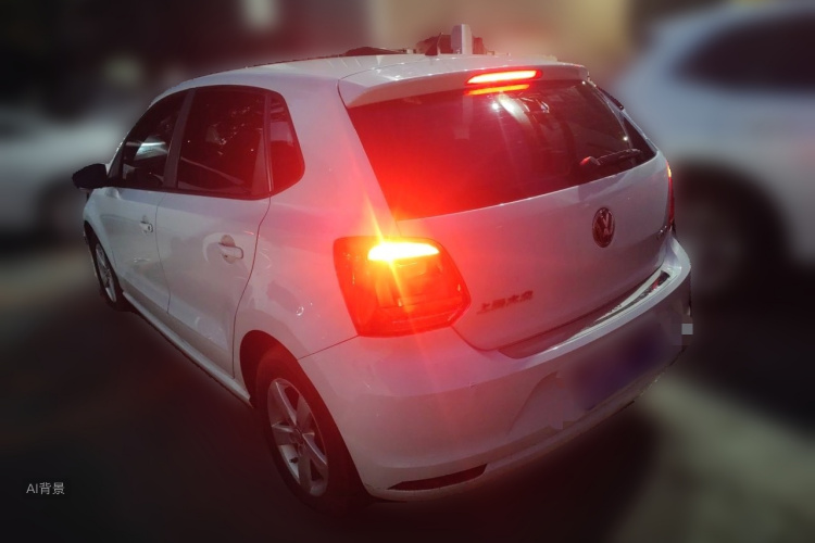 Volkswagen Polo 2015 #5 Volkswagen Polo 2015 car image #5