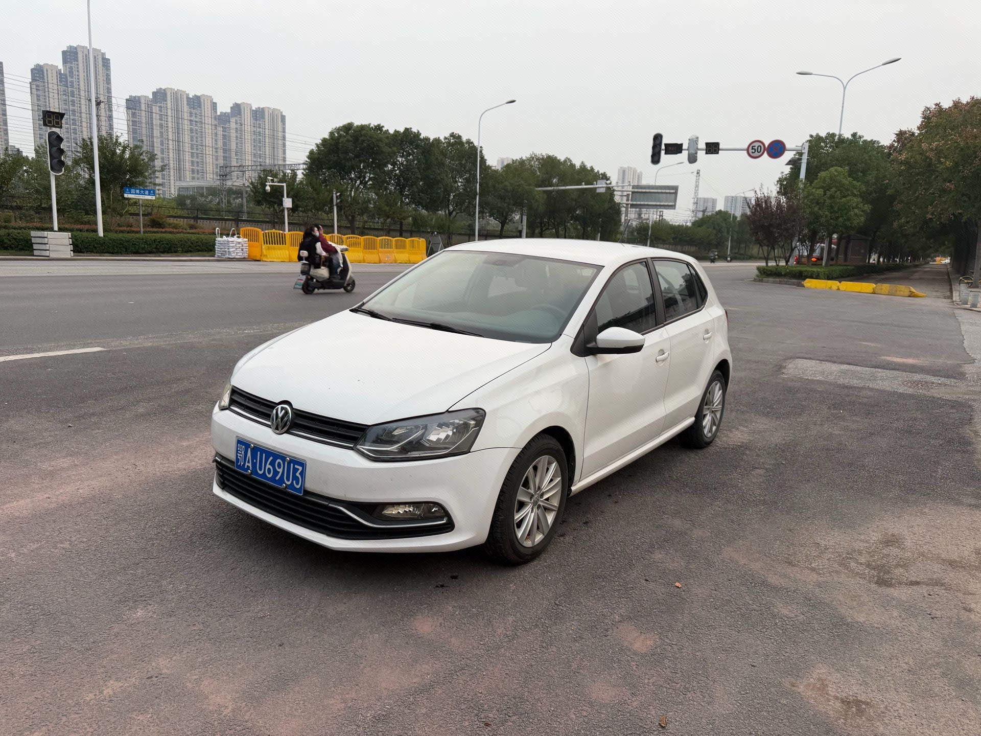 Volkswagen Polo 2015 Volkswagen Polo 2015 imagem de carro