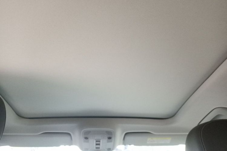 Audi Q3 2023 car image #16