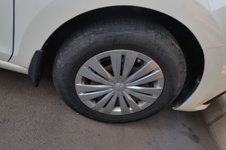 Volkswagen Santana 2017 car image #9