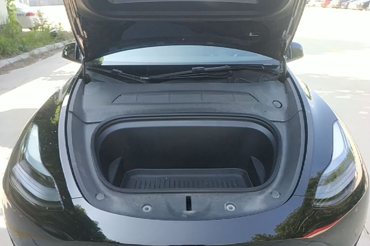 Tesla Model Y 2023 #20 Tesla Model Y 2023 car image #20