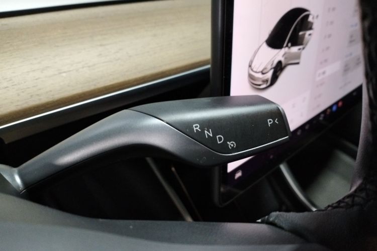Tesla Model 3 2020 #14 Tesla Model 3 2020 car image #14