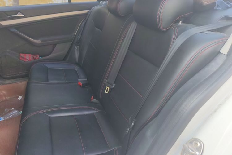 Volkswagen Lavida 2016 car image #17