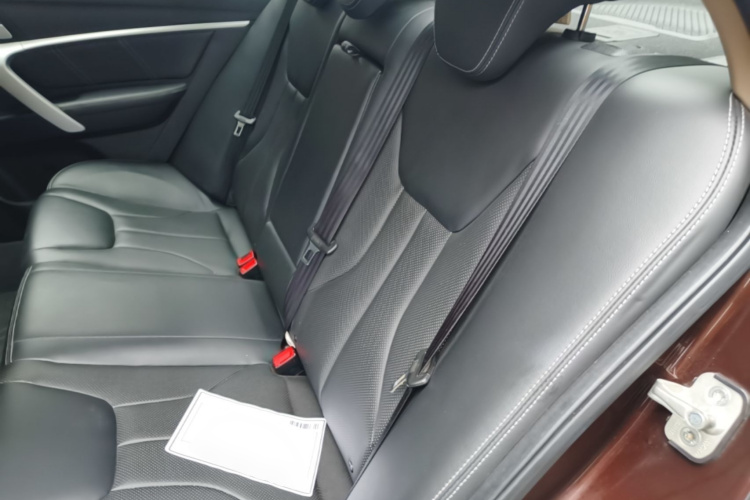 GEELY Emgrand 2018 #17 GEELY Emgrand 2018 car image #17
