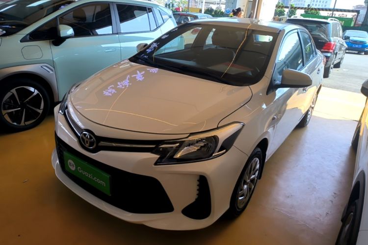 Toyota Vios 2022 imagen de coche #2