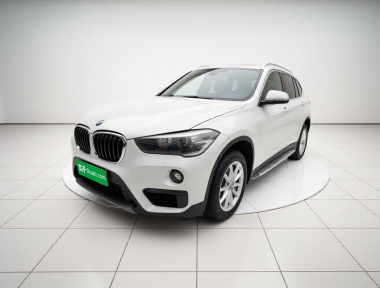 BMW X1 2017 BMW X1 2017 car image
