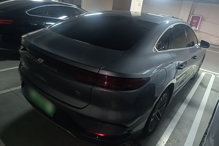 BYD Han 2023 car image #7
