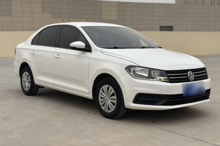 Volkswagen Santana 2022 car image #10