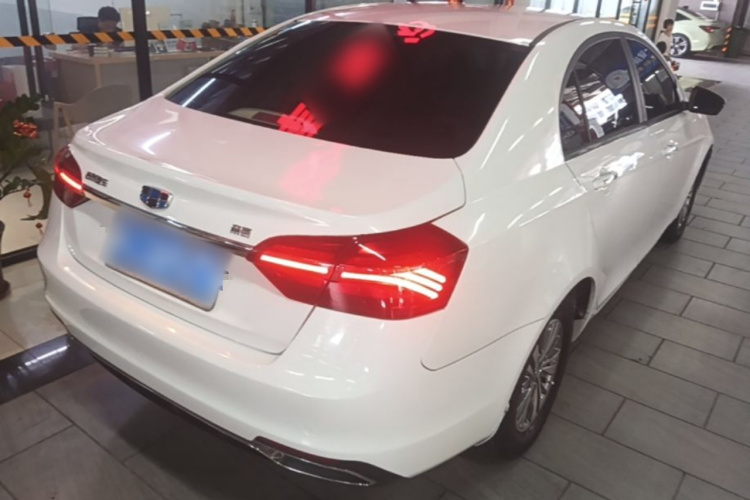 GEELY Emgrand 2018 #5 GEELY Emgrand 2018 car image #5
