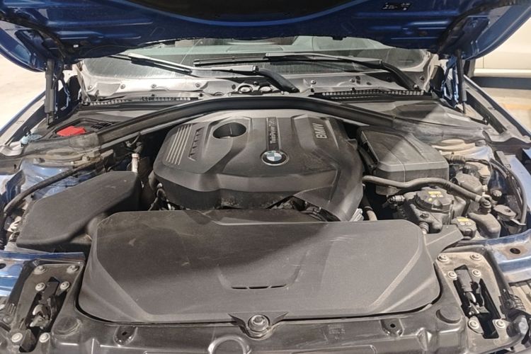 BMW 3 Series 2018 #20 BMW 3 Series 2018 car image #20