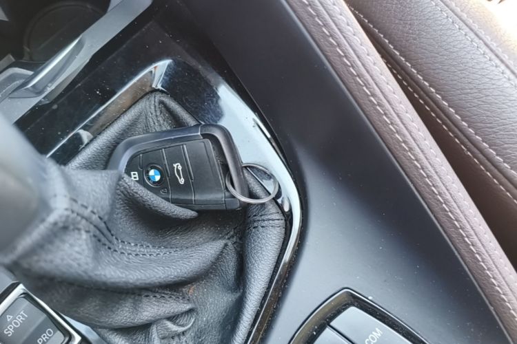 BMW X1 2017 car image #9