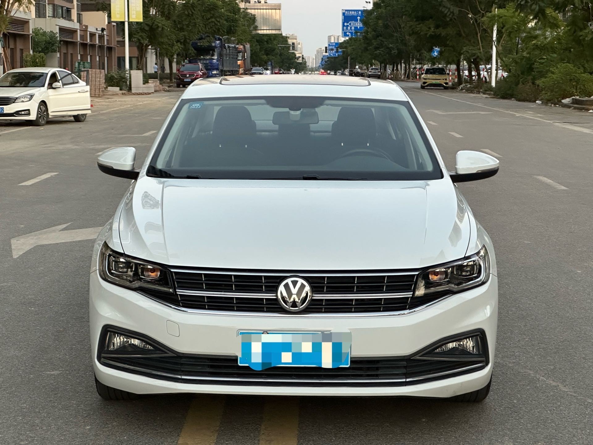 Volkswagen Bora 2020 car image #2