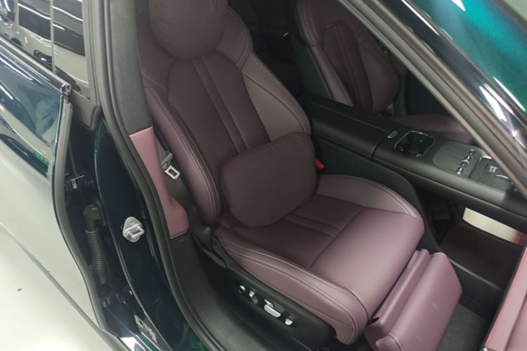 2026 #24 2026 immagine di auto #24