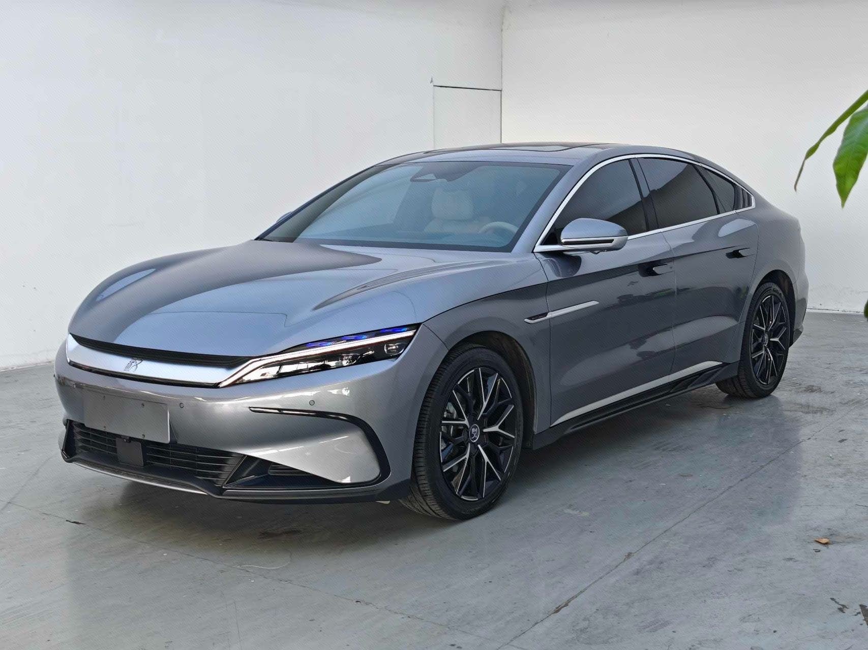 BYD Han 2025 car image 
