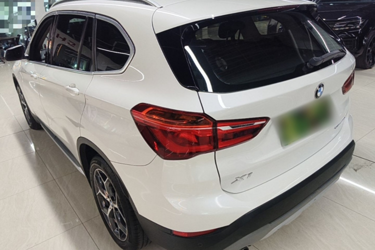 BMW X1 2019 #5 BMW X1 2019 car image #5