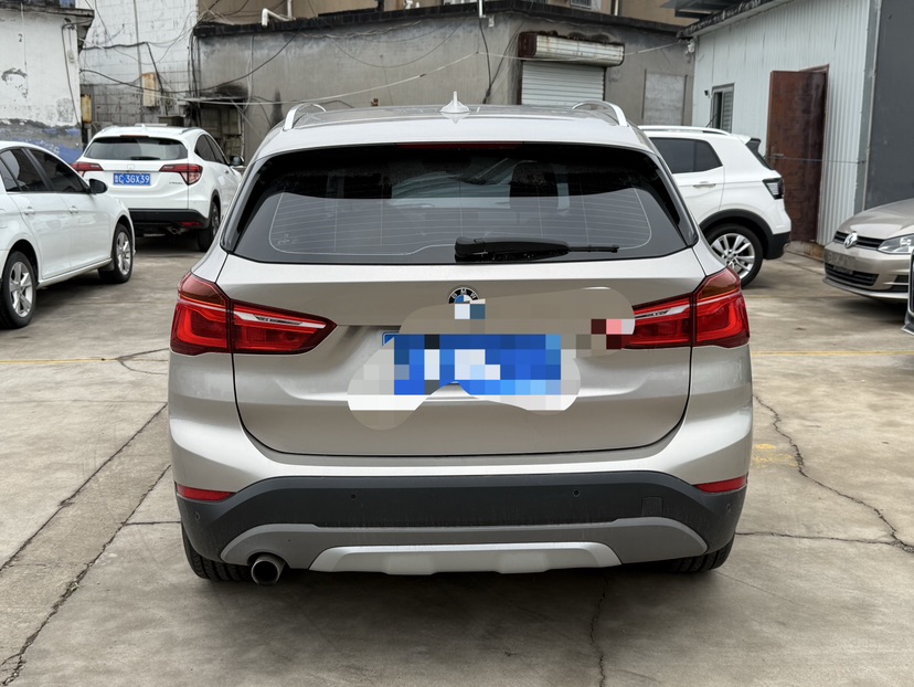 BMW X1 2017 #4 BMW X1 2017 car image #4